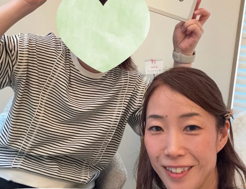おさことご来店のお客様（お顔は隠しています）